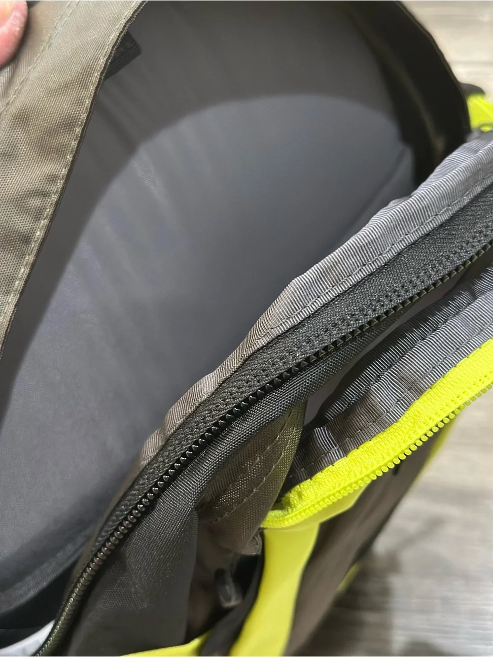 The North Face 30L Hot Shot Special Edition Backpack Taupe Green NEW